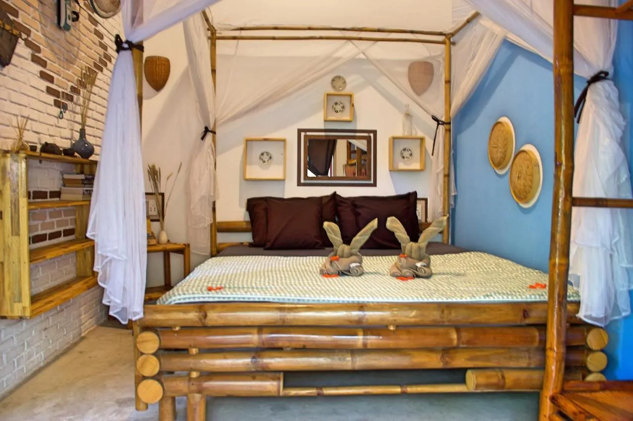 ** Konukevi The Happy Bird B&B Hoi An Vietnam