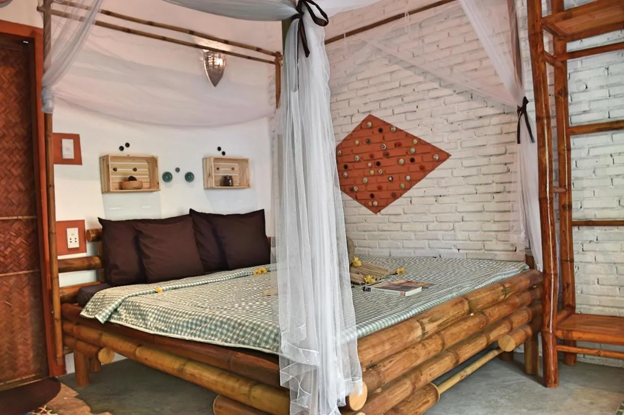 The Happy Bird B&B Hoi An 2*,
